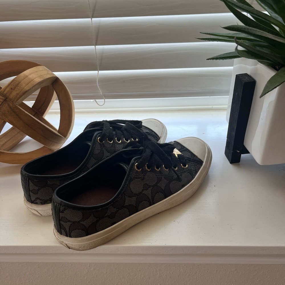 Coach Sneakers 6.5